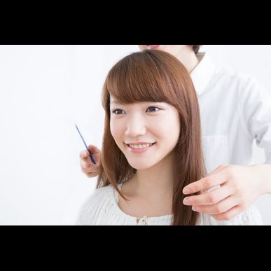 高岡市の当美容院では髪に優しいブリーチを使用しています