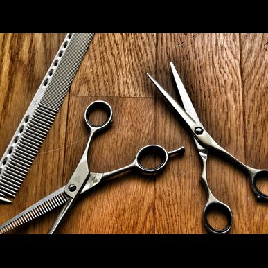 高岡市の当美容院のカットはスタイリングしやすいと好評です